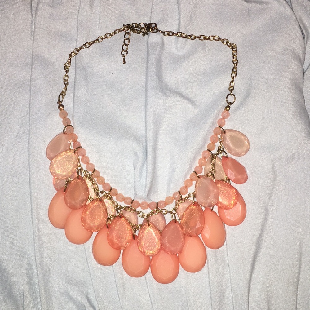 Statement necklace